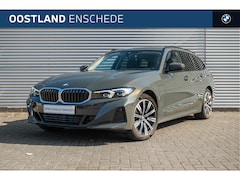 BMW 3-serie Touring - 330e Automaat / Achteruitrijcamera / Parking Assistant / Live Cockpit Plus / Stoelverwarmi