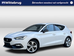 SEAT Leon - 1.4 TSI eHybrid PHEV 204PK FR Business Intense / Achteruitrijcamera / Stuur + Stoelverwarm