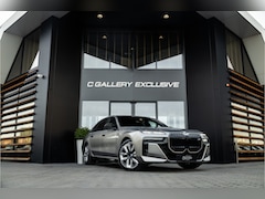 BMW 7-serie - M760e xDrive - M Sport | Bowers & Wilkins | SkyLounge | Oxidgrau