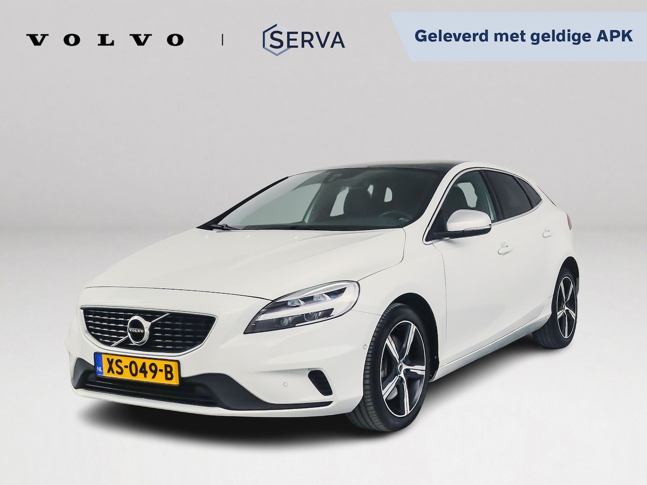 Volvo V40 - T3 Polar+ Sport | Panoramadak | Harman Kardon | Parkeercamera | Stoelverwarming - AutoWereld.nl