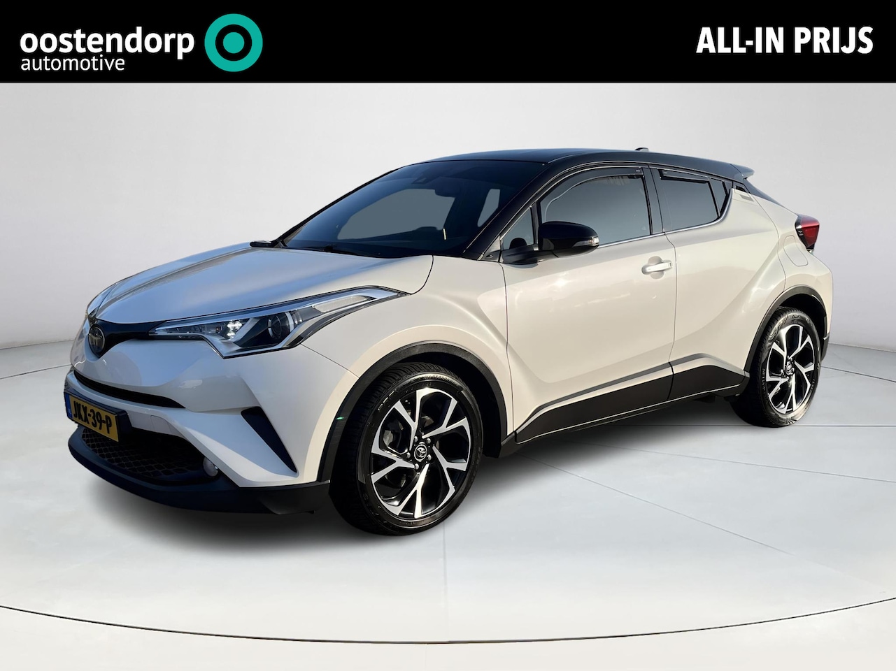 Toyota C-HR - 1.8 Hybrid Bi-Tone | Navigatie | Stoelverwarming | 18 inch LM-Velgen | Trekhaak | - AutoWereld.nl