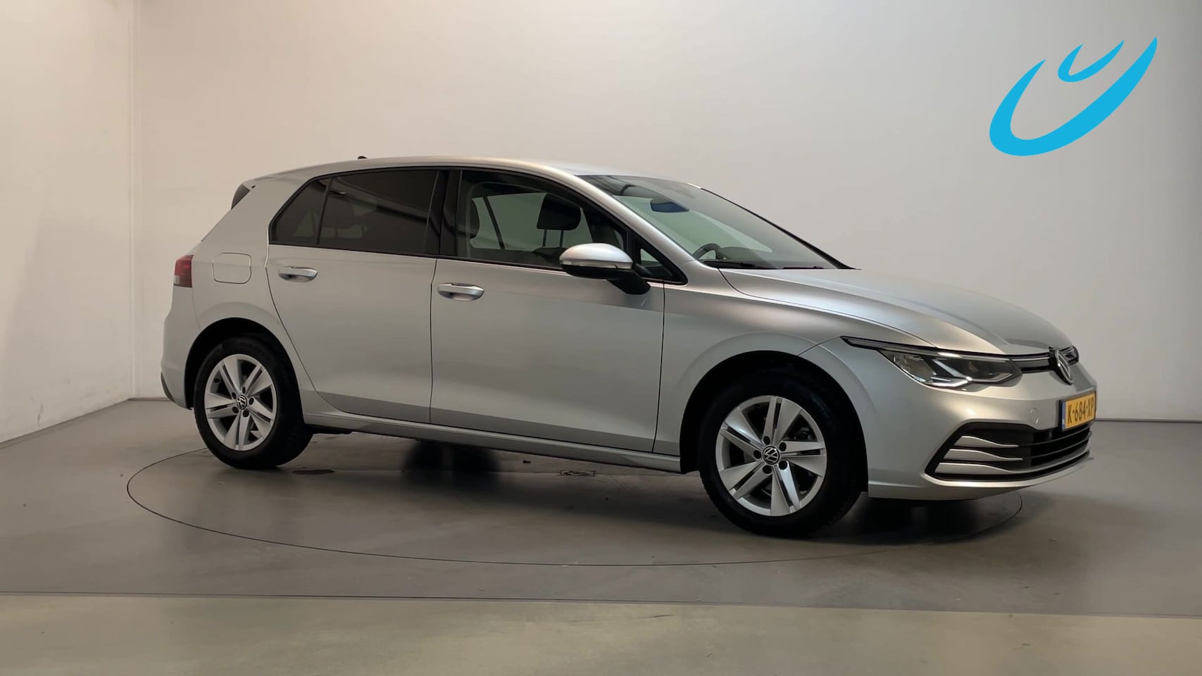 Volkswagen Golf - 1.0 TSI 110pk Life Parkeersensoren Navigatie App-Connect DAB+ - AutoWereld.nl