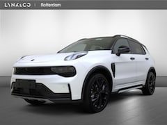 Lynk & Co 01 - MORE | Panoramadak | 360° camera |