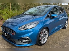 Ford Fiesta - 1.5 EcoBoost ST-3 PERFORMANCE 2020 200PKB&O NAVI LED RECARO APPLE
