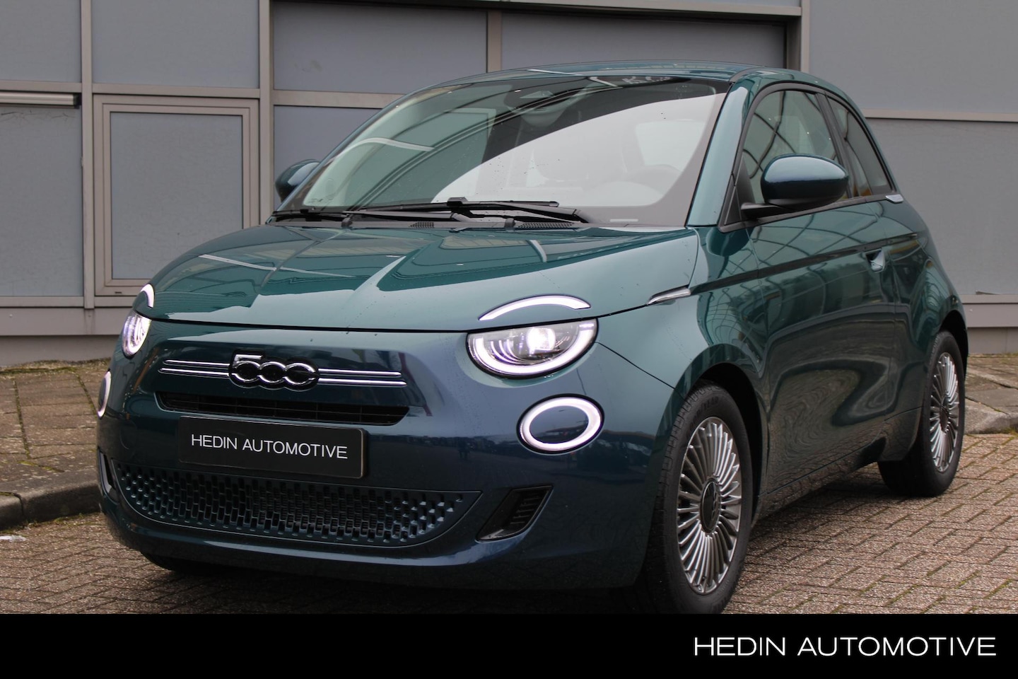 Fiat 500 - 1.0 Hybrid Torino Launch Edition | Climate Control | Parkeersensoren | 16" LM Velgen | App - AutoWereld.nl