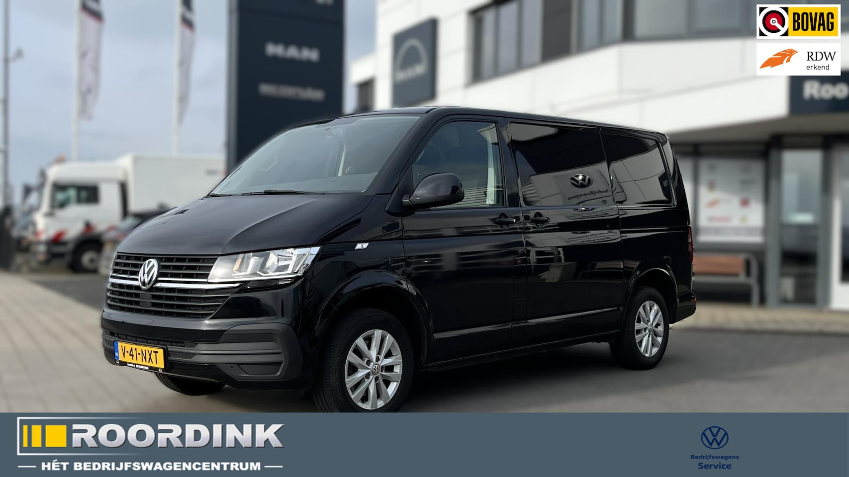 Volkswagen Transporter - 150 pk DSG L1, Schuifdeur links en rechts en achterklep, trekhaak, bumpers en spiegels in - AutoWereld.nl