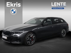 BMW 5-serie Touring - 520i | M Sportpakket Pro | Driving Assistant Plus | Panoramadak | Harman/Kardon | Adaptiev