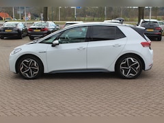 Volkswagen ID.3 - First 58 kWh / 39.045 km / Camera / Keyless / Matrix LED / Interieurvoorverwarming / 19''