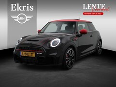 MINI John Cooper Works - 3-deurs Comfort Plus Pakket | 18" JCW Circuit Spoke | Stuurwielrand Verwarmd | Glazen pano