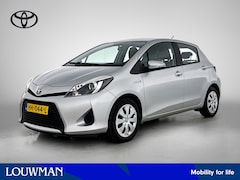 Toyota Yaris - 1.5 Full Hybrid Aspiration | Volledig Dealer Onderhouden | Navigatie | Metallic Lak |