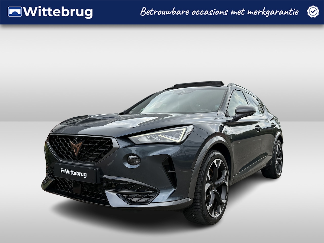 CUPRA Formentor - 1.4 e-Hybrid 245pk VZ Black Edition / Panoramadak / 360 Camera / Stoel + Stuur Verwarming - AutoWereld.nl
