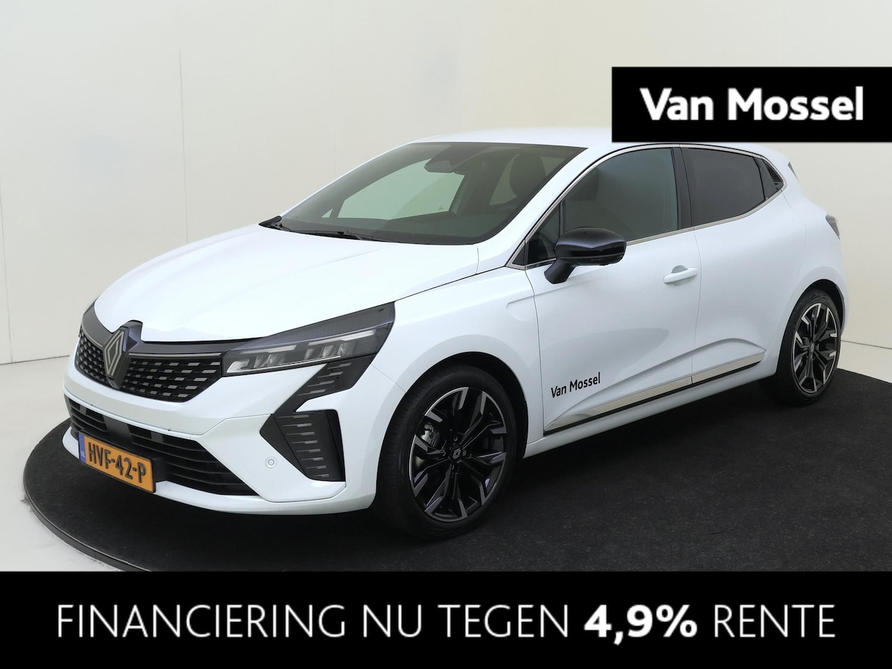 Renault Clio - 1.6 E-Tech Full Hybrid 145 PK techno |  Pack City Premium | Pack Driving & Safety | Pack L - AutoWereld.nl