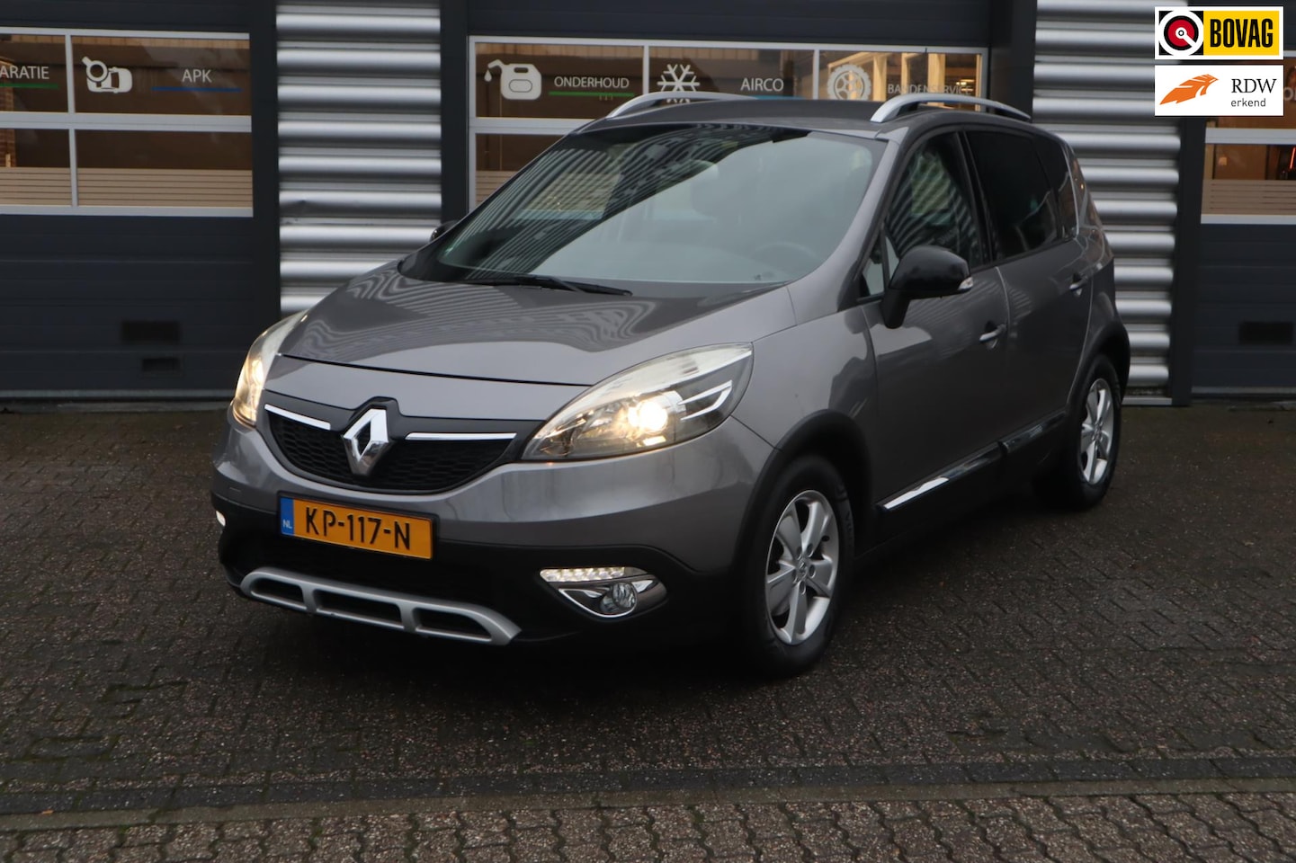 Renault Scénic Xmod - 1.2 TCe BOSE 1.2 TCe Bose - AutoWereld.nl