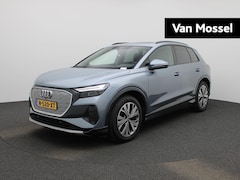 Audi Q4 e-tron - 40 Launch edition 77 kWh | Panoramadak | Lederen Bekleding | Navigatie | Stoelverwarming |