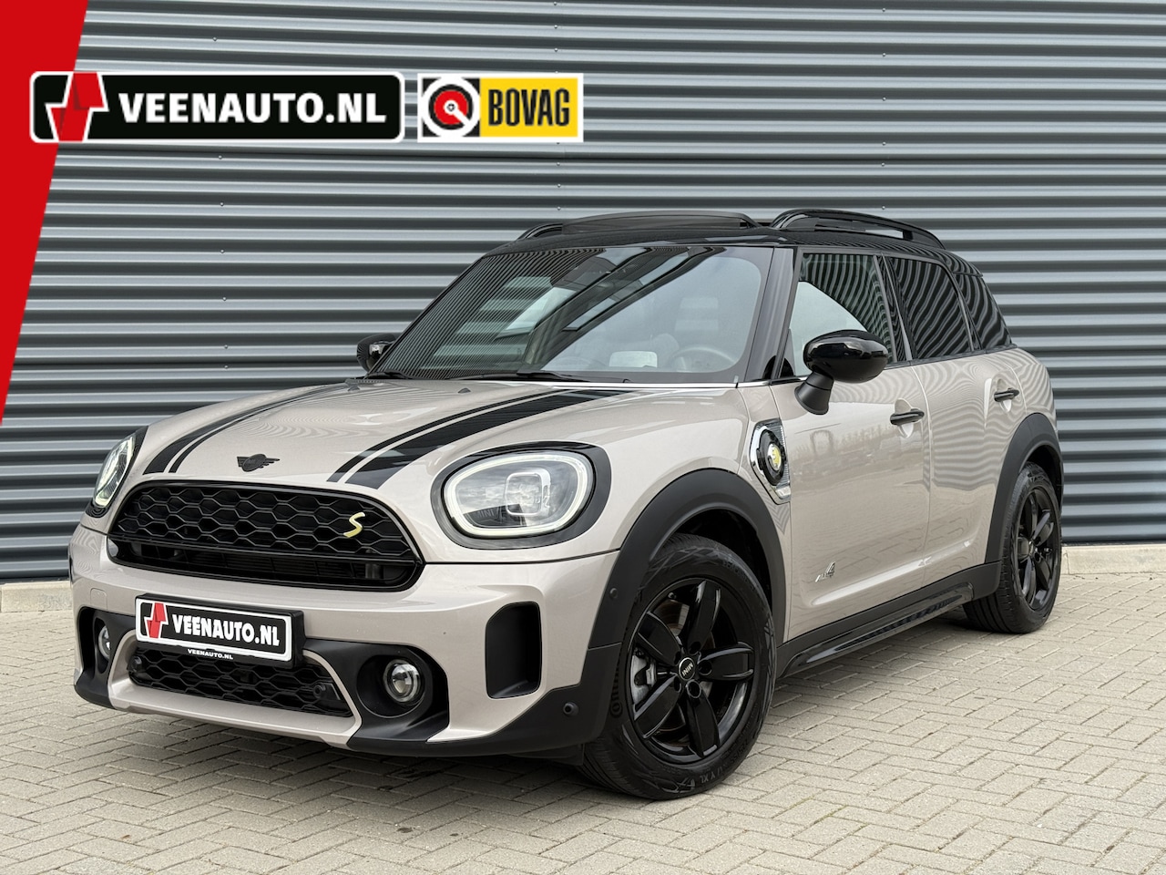 MINI Countryman - 1.5 Cooper SE ALL4 Pano/H&K/Camera/Elec stoelen - AutoWereld.nl