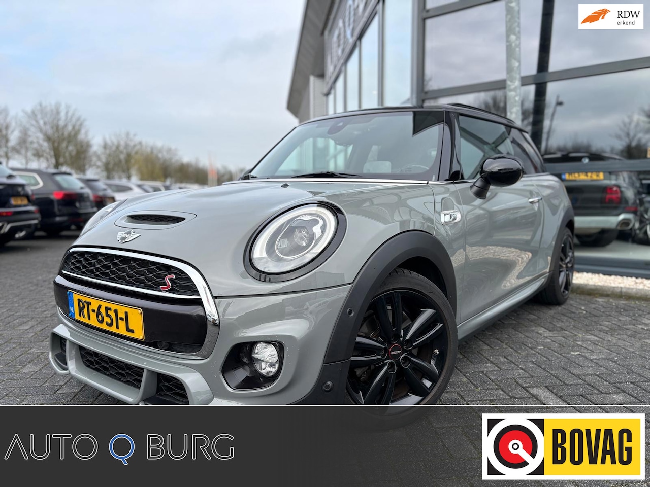 MINI Cooper S - Mini 2.0 Chili Serious Business| JCW | Automaat | Stoelverwarming | Camera | Pano | Navi | - AutoWereld.nl
