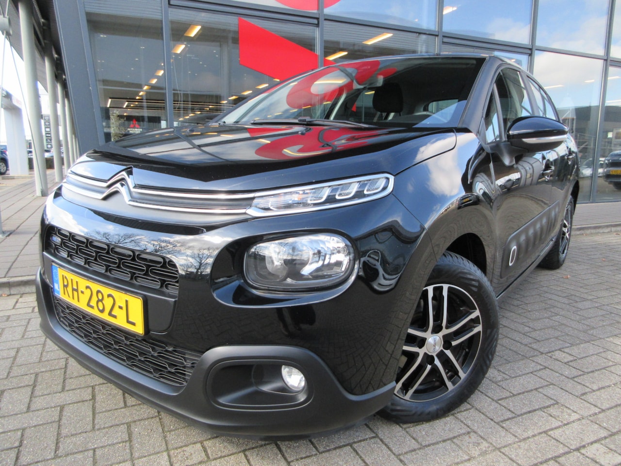 Citroën C3 - 1.2 PureTech Feel | TREKHAAK | AIRCO | VIERSEIZOENEN BANDEN | CRUISE CONTROL | - AutoWereld.nl