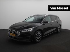 Ford Focus Wagon - 1.0 EcoBoost Hybrid Titanium Style | Winter Pakket | Camera | Trekhaak | Camera |