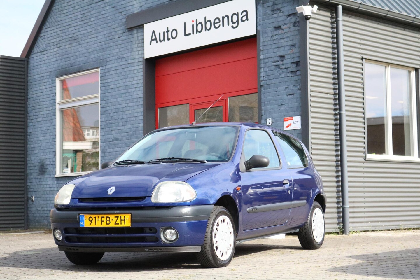 Renault Clio - 1.4 RN Pioneer audio - Elek. ramen - Mistlampen - AutoWereld.nl