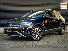 Volkswagen T-Roc - 1.5 TSI Style Aut. | ACC | Panoramadak | CarPlay | PDC met camera | Stoelverw. | IQ Led |1