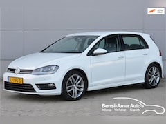 Volkswagen Golf - 1.6 TDI Business Edition R Connected