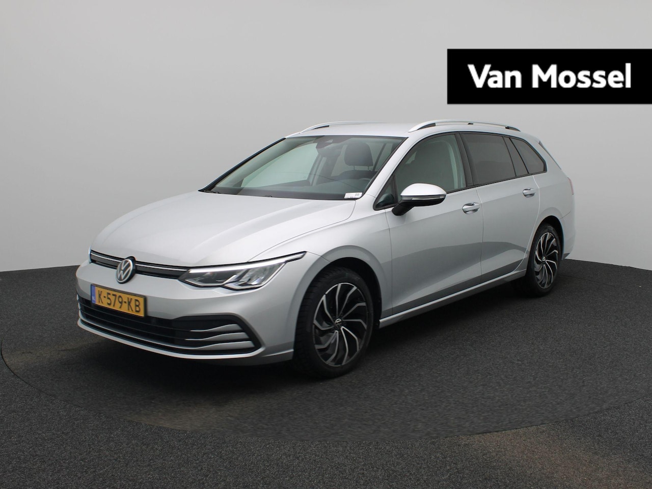 Volkswagen Golf Variant - 1.0 eTSI Life | Automaat | Apple Carplay/Android Auto | Sfeerverlichting | Climate Control - AutoWereld.nl