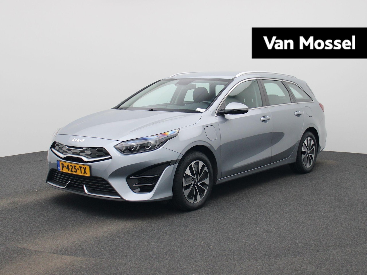 Kia Cee'd Sportswagon - Ceed 1.6 GDI PHEV DynamicLine | Automaat | Navigatie | Camera | Climate Control | Apple Ca - AutoWereld.nl