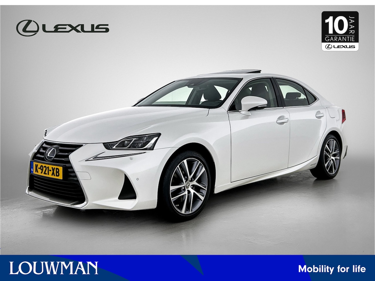 Lexus IS - 300h Hybrid Business Line Premium uitgevoerd | Elektrisch schuif kanteldak | BTW | - AutoWereld.nl