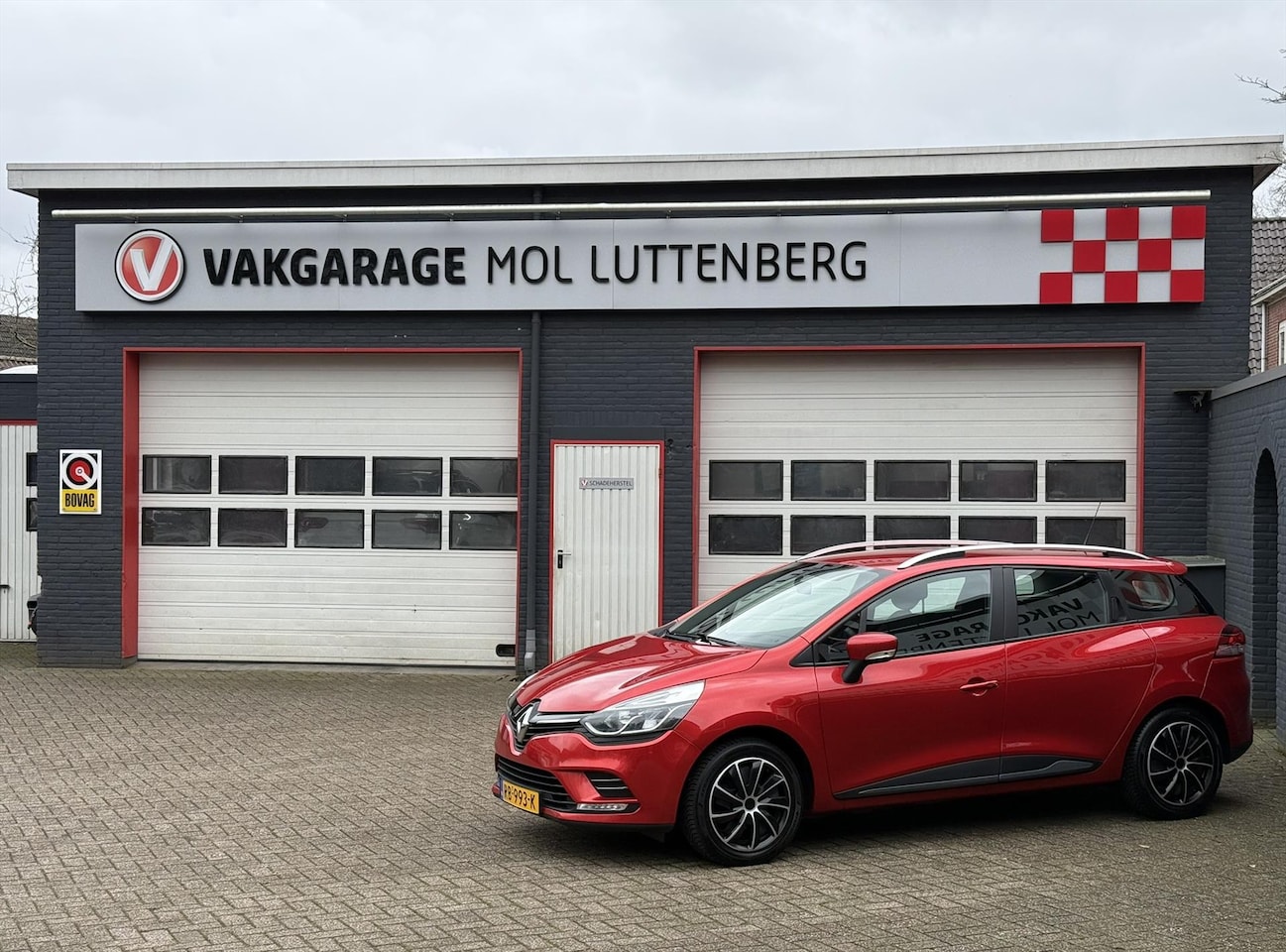 Renault Clio - Energy TCe 90pk Zen, AIRCO, ALL SEASON, TREKHAAK, NAVI, BLUETOOTH - AutoWereld.nl