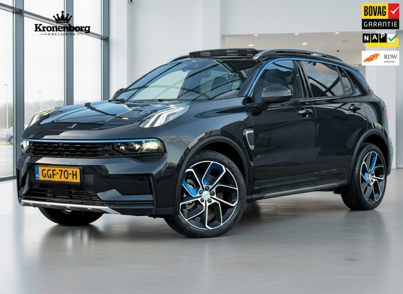 LYNK&CO LYNK & CO 01