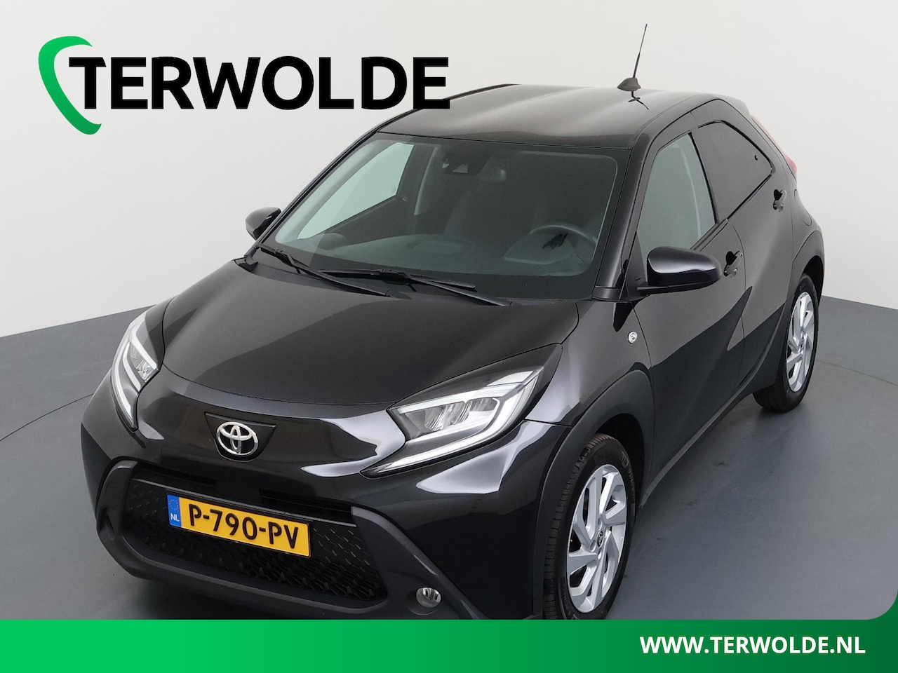 Toyota Aygo X - 1.0 VVT-i S-CVT first | AUTOMAAT | Parkeercamera | Climate Control | - AutoWereld.nl