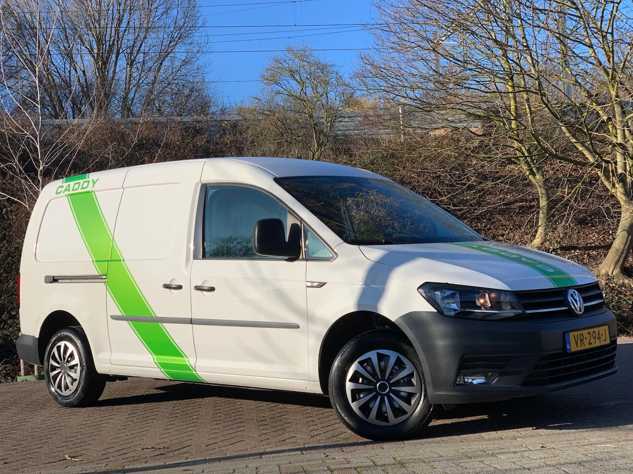 Volkswagen Caddy Maxi - 2.0 TDI 102PK L2H1 BMT Maxi Highline AIRCO CRUISE PDC ! - AutoWereld.nl