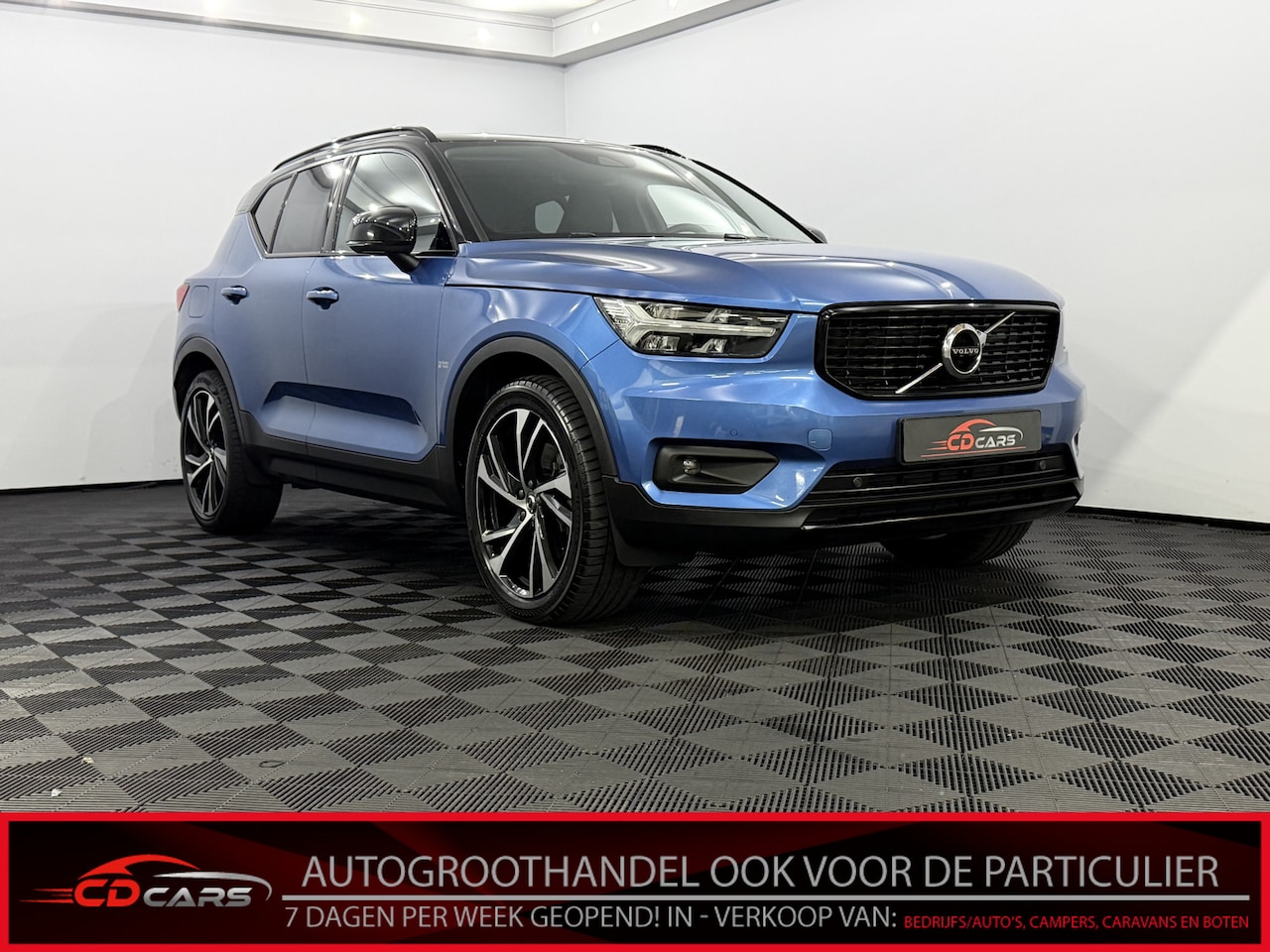 Volvo XC40 - 1.5 T4 Recharge R-Design Expression Leder, Camera, Navi, Harman/Kardon, Winterpakket, Crui - AutoWereld.nl