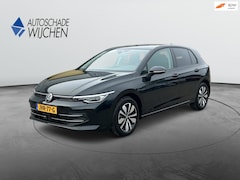 Volkswagen Golf - 1.5 eTSI 150PK Hybrid Goal Edition - Navi - Clima - Trekhaak