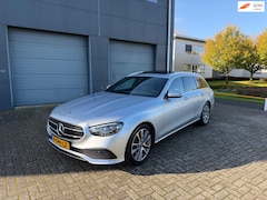 Mercedes-Benz E-klasse Estate - 220 d AMG Line 2020 /Eerste Eigenaar/Schuifdak/Dealer onderhouden/Automaat