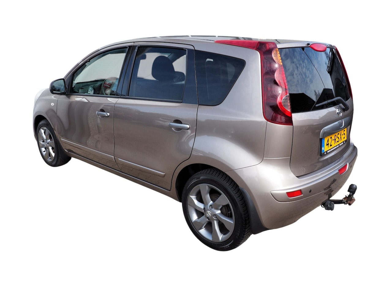 Nissan Note - 1.6 Connect Edition CLIMA CRUISE PARKEER S. TREKH.