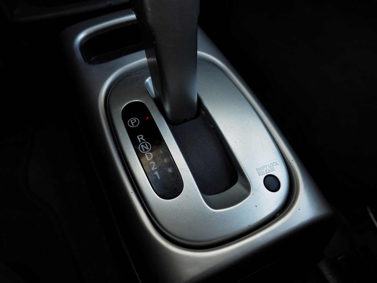 Nissan Note - 1.6 Connect Edition CLIMA CRUISE PARKEER S. TREKH.