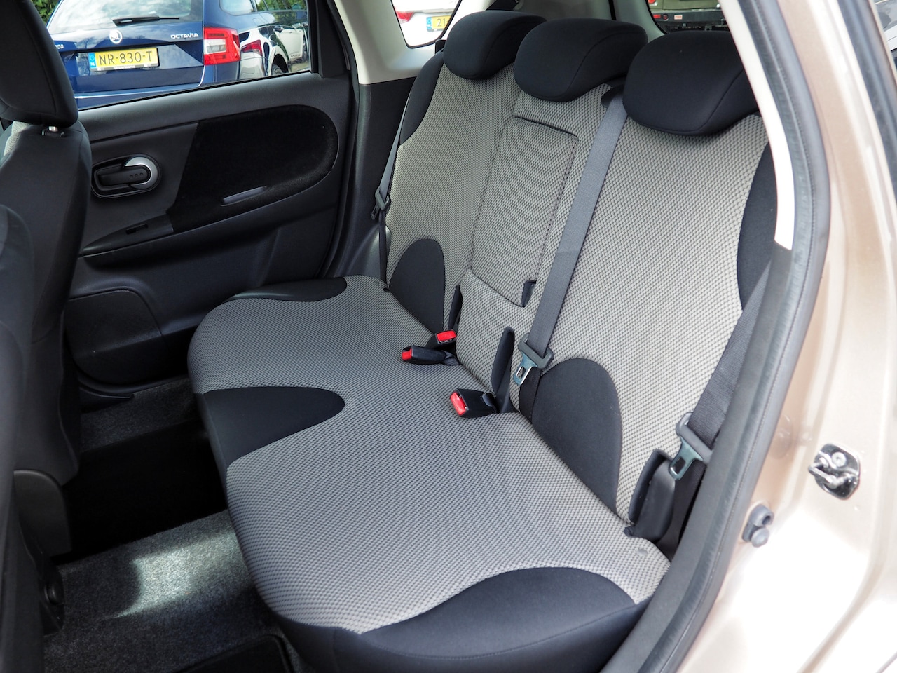 Nissan Note - 1.6 Connect Edition CLIMA CRUISE PARKEER S. TREKH.