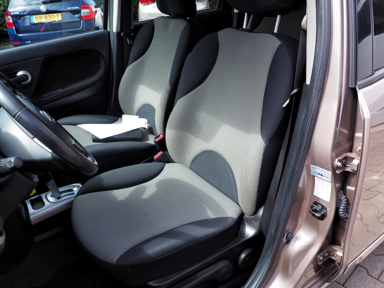 Nissan Note - 1.6 Connect Edition CLIMA CRUISE PARKEER S. TREKH.