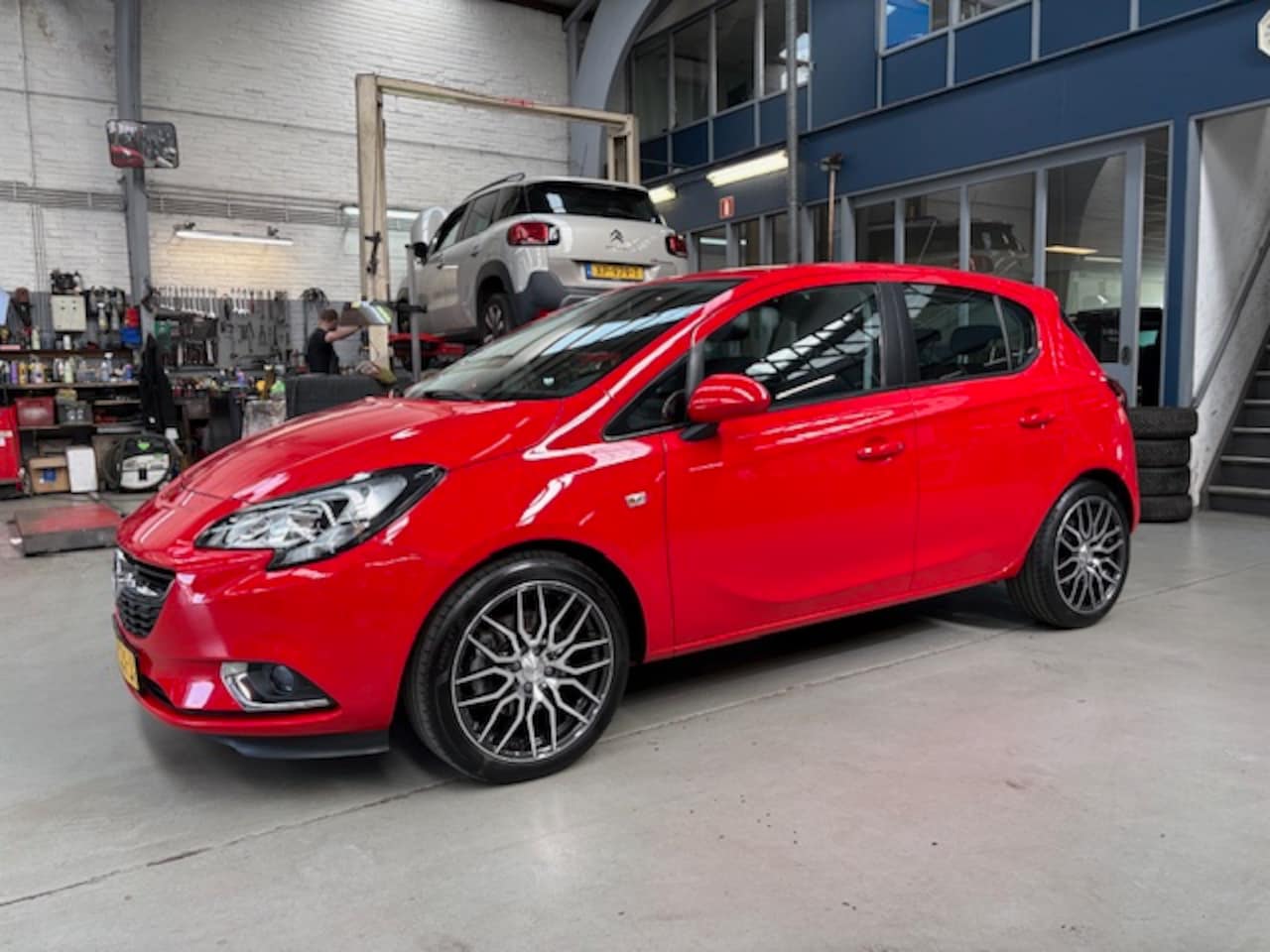 Opel Corsa - 1.0 Turbo 90pk 5d Color Edition | Airco | Lm velgen | Cruise control | NAP | Rijklaar prij - AutoWereld.nl
