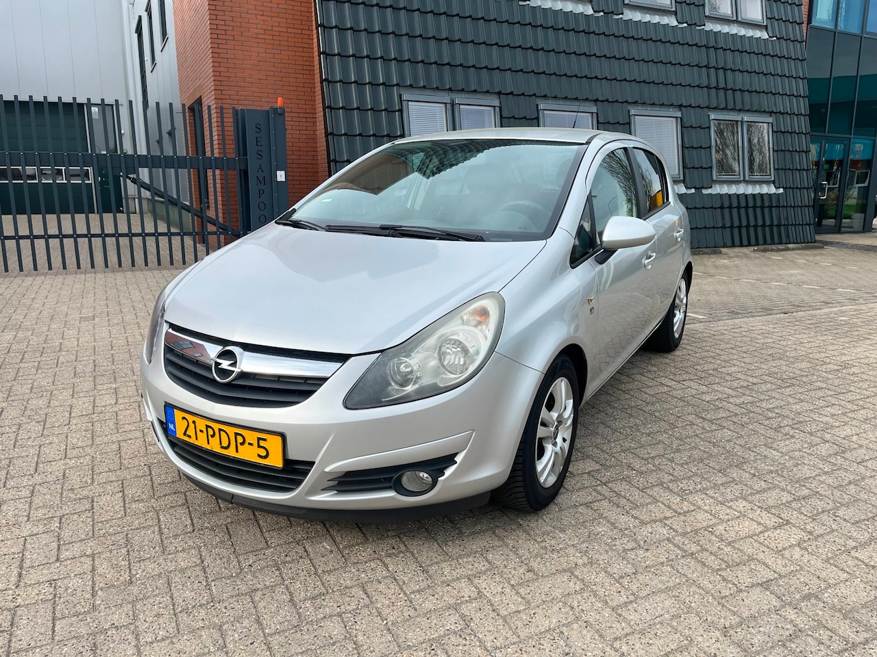 Opel Corsa - 1.3 CDTi EcoFlex S/S '111' Edition 1.3 CDTi EcoFlex S/S '111' Edition 5drs - AutoWereld.nl