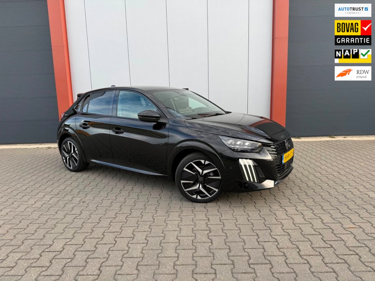 Peugeot 208 - 1.2 Hybrid 145 GT| Automaat| Camera's - AutoWereld.nl