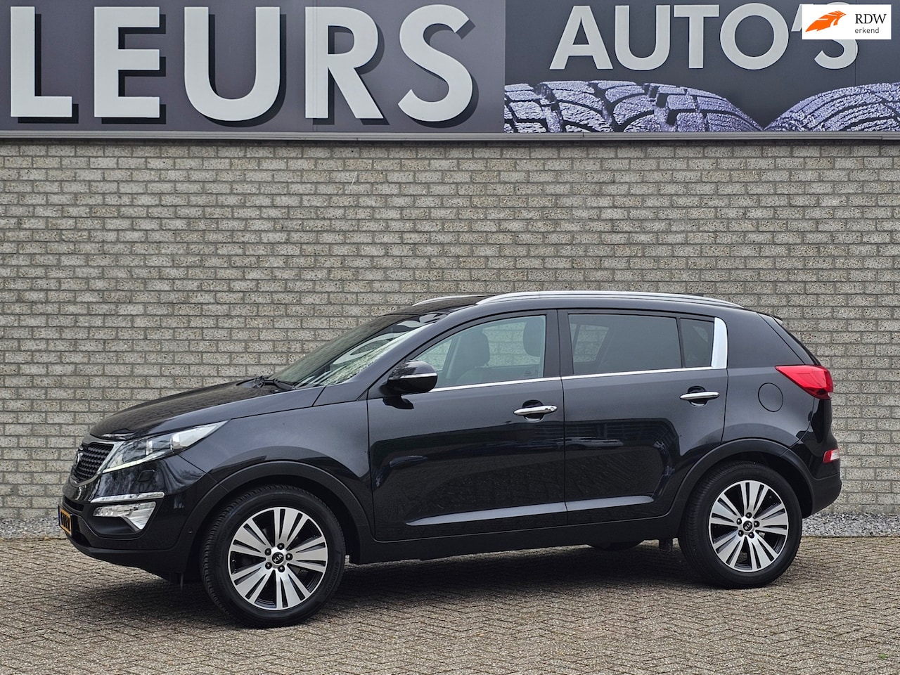 Kia Sportage - 2.0 ExecutiveLine Automaat/Camera/Trekhaak - AutoWereld.nl
