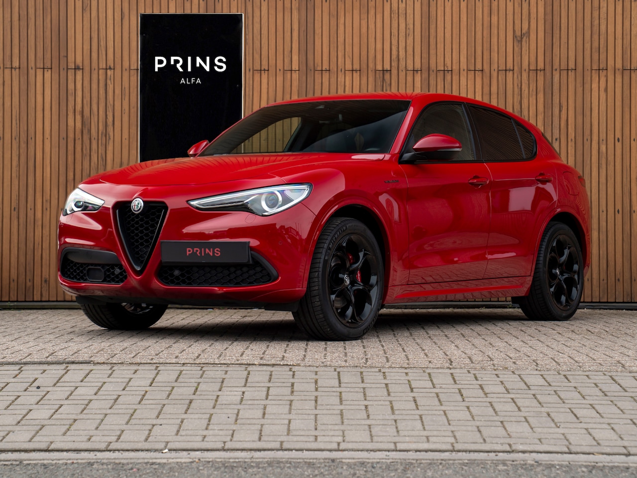 Alfa Romeo Stelvio - 2.0T AWD Veloce 320pk | Harman/Kardon | Adapt. cruise | 20 inch - AutoWereld.nl