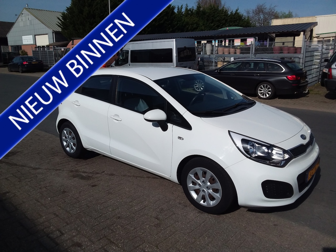 Kia Rio - 1.2 CVVT Comfort Pack 1.2 CVVT Comfort Pack - AutoWereld.nl