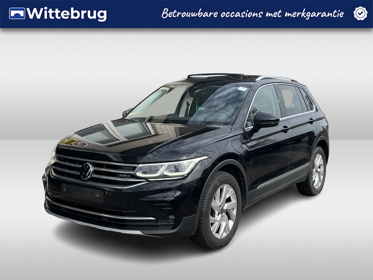 Volkswagen Tiguan - 1.4 TSI eHybrid Elegance / AUTOMAAT/ PANO/ ACC/ PARK.SENSOR./ CAMERA/ APP-CONNECT/ KEYLESS - AutoWereld.nl