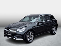 Mercedes-Benz GLC-klasse - 300e 4MATIC | Panoramadak | Trekhaak | Rijassistentiepakket | 360° Camera | Stoelverwarmin