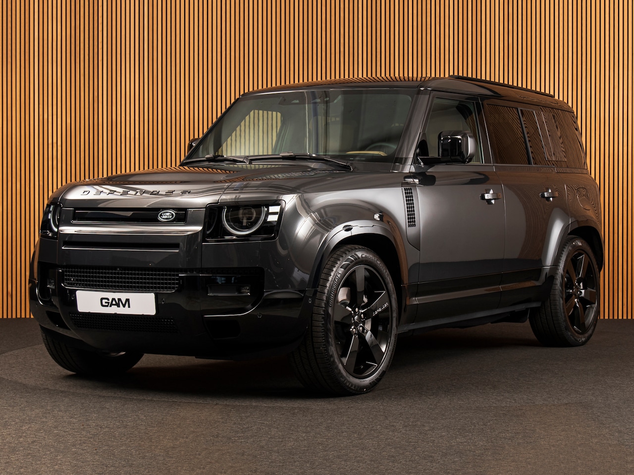 Land Rover Defender 110 - 2.0 P300e 110 X-Dynamic HSE MY26 | PANO | HUD | 22" | MERIDIAN - AutoWereld.nl