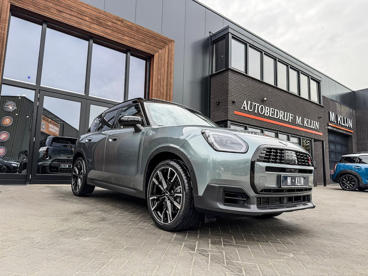 MINI Countryman - Mini 2.0 S ALL4 Classic M Plus 218pk/Trekhaak/Navi/Nw model/Pano/Btw - AutoWereld.nl