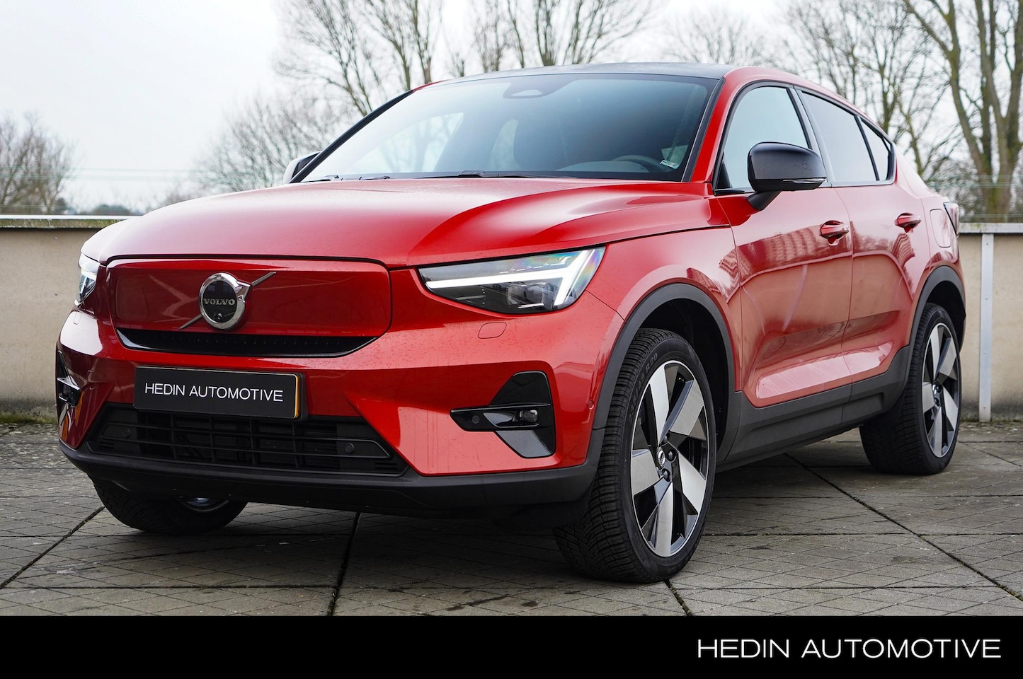 Volvo C40 - Single Motor Extended Range Ultimate 82 kWh Pixel LED koplampen | Extra getint glas achter - AutoWereld.nl